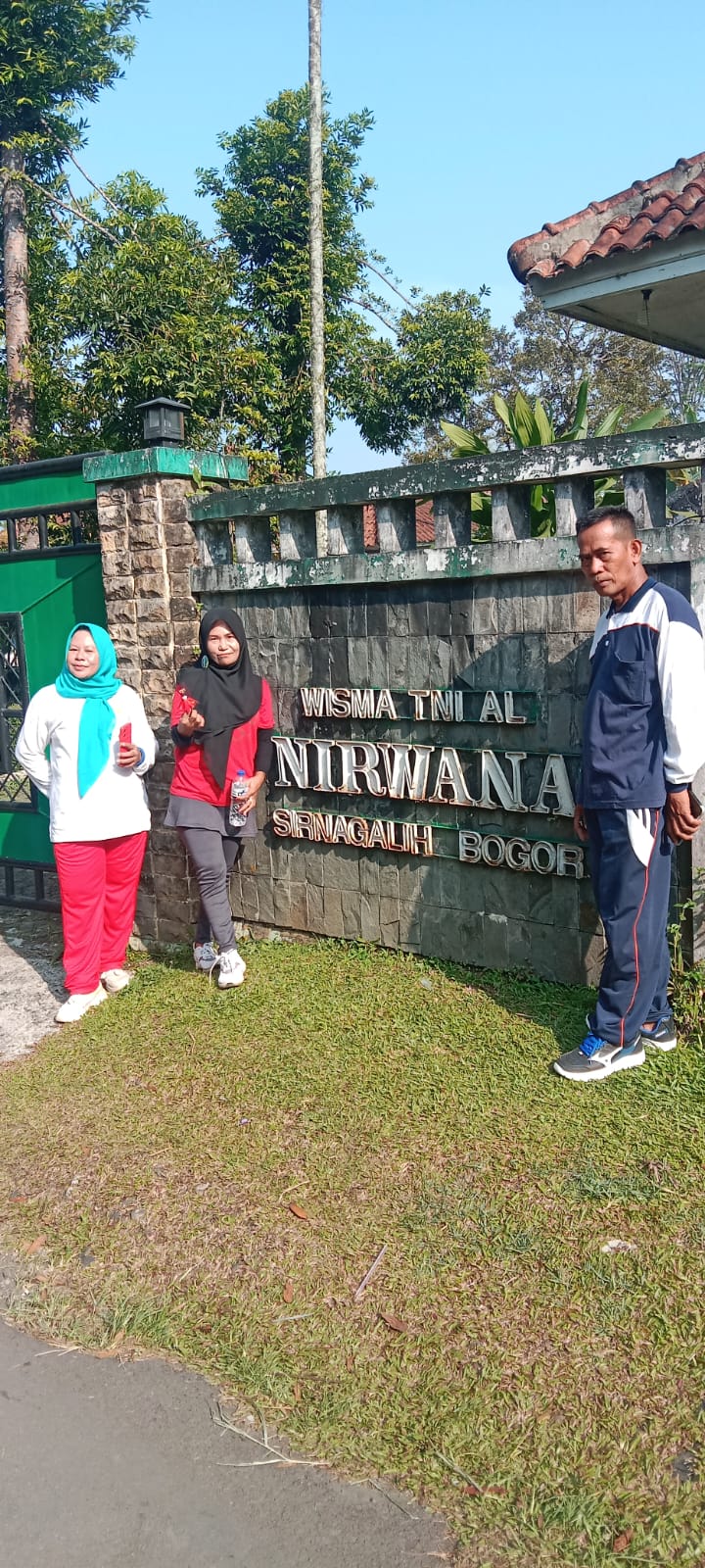 Menyatu dengan Alam, Mempererat Persaudaraan: Yayasan Bersama Sahabat Tegal Gelar "BST Camping" di Sirnagalih Bogor